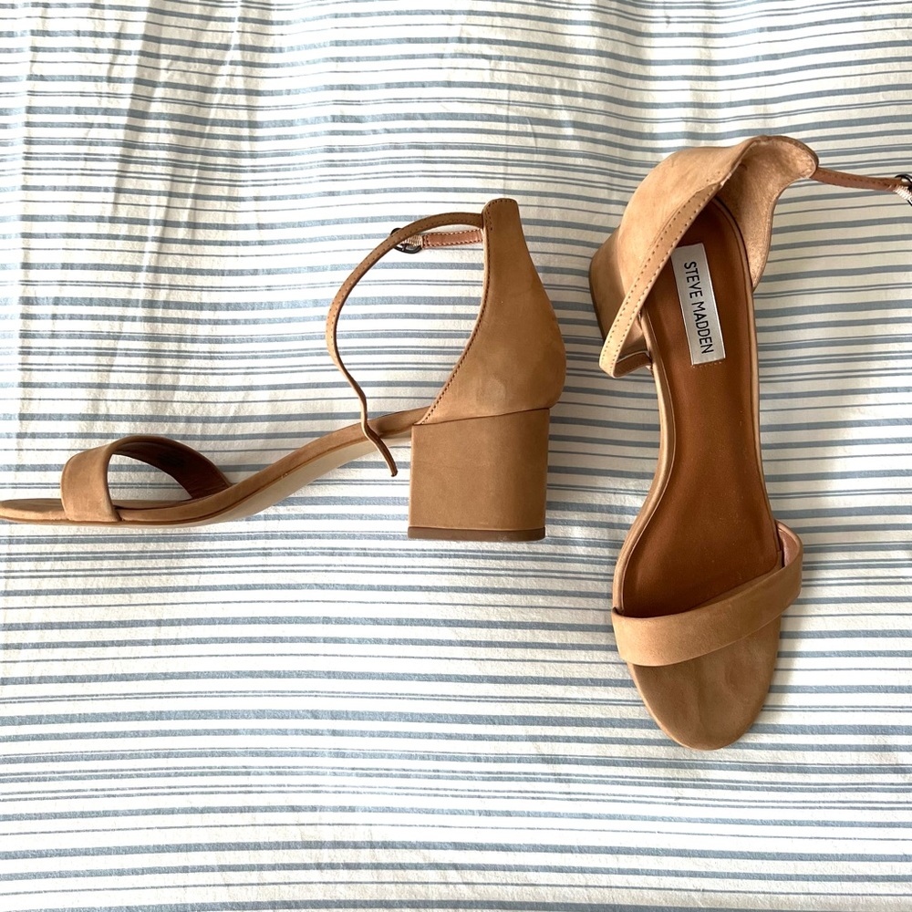 Steve Madden Tan Heels